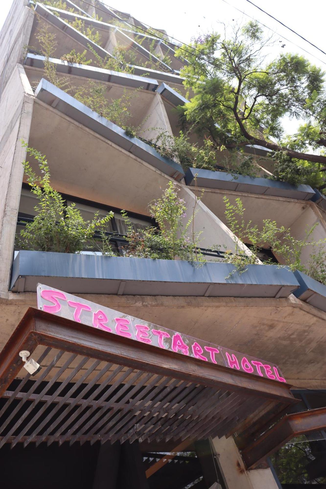 Street Art Roma 5* Mexico City