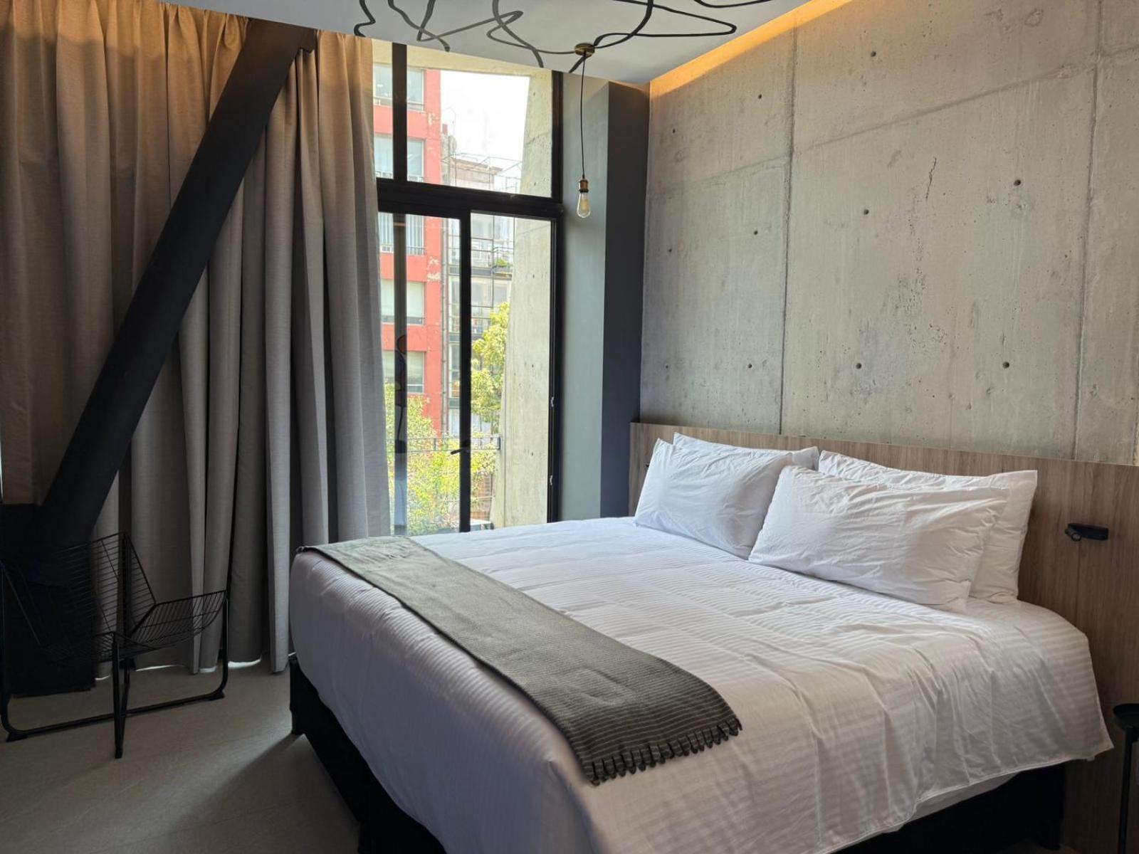 Hotel Street Art Roma Mexico City